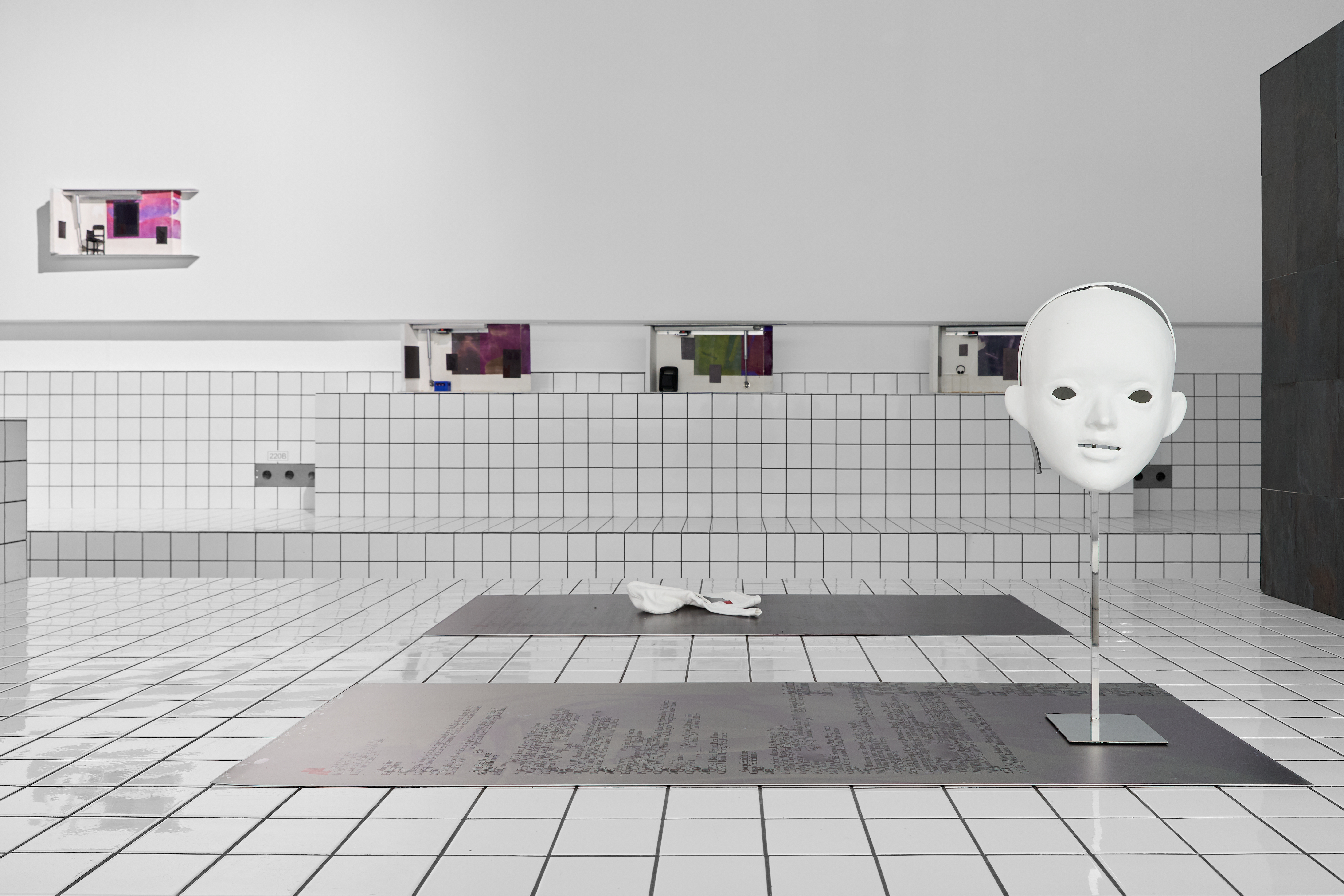 Персональная выставка Алексея Громова «DOLL’S DREAM / НА ПЛЕЧАХ СЛЕПЫХ ГИГАНТОВ» - выставка ТЕO by Cosmoscow