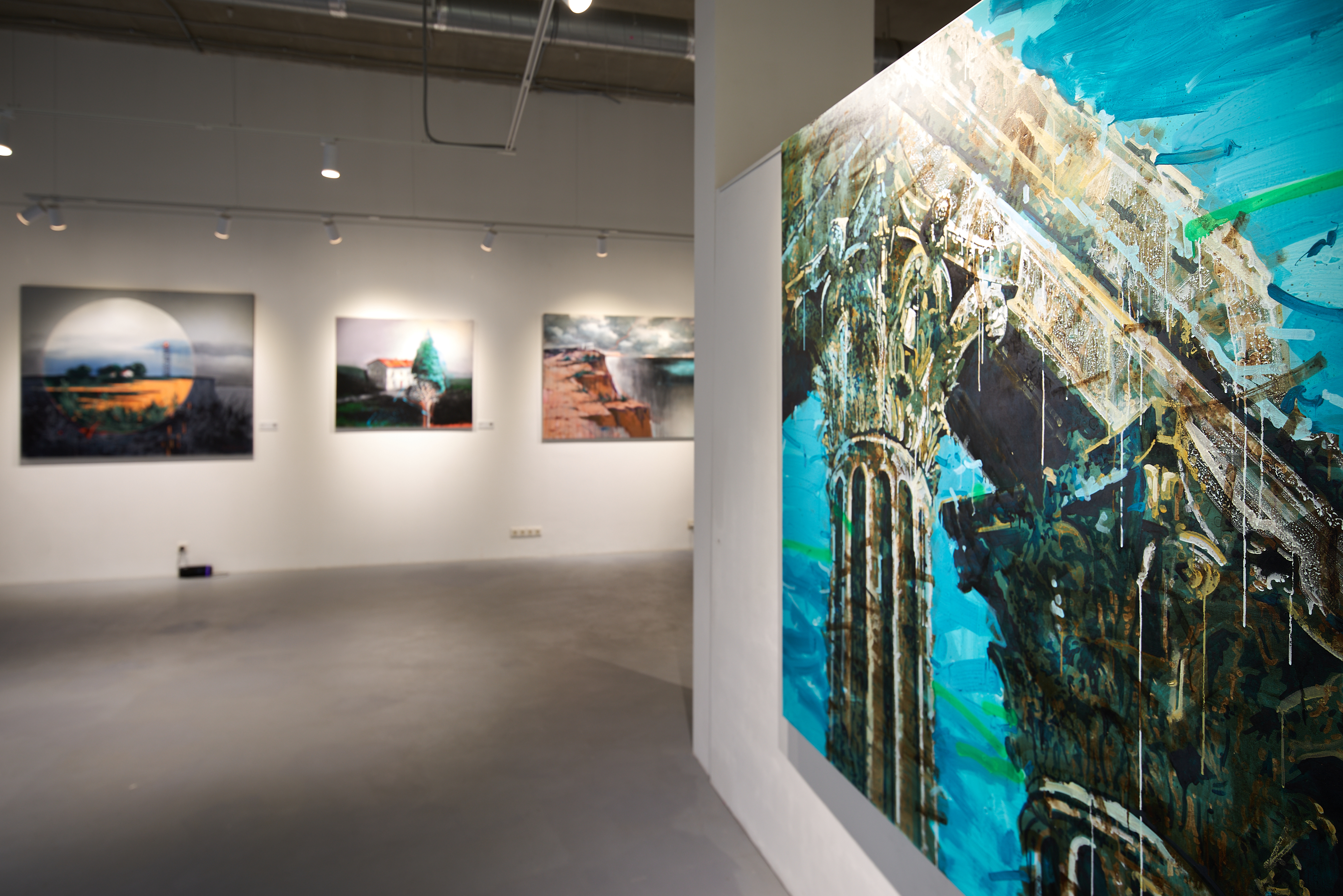 Выставка Ильи Гапонова и Владимира Мигачева. «Пепел к пеплу» - выставка ТЕO by Cosmoscow